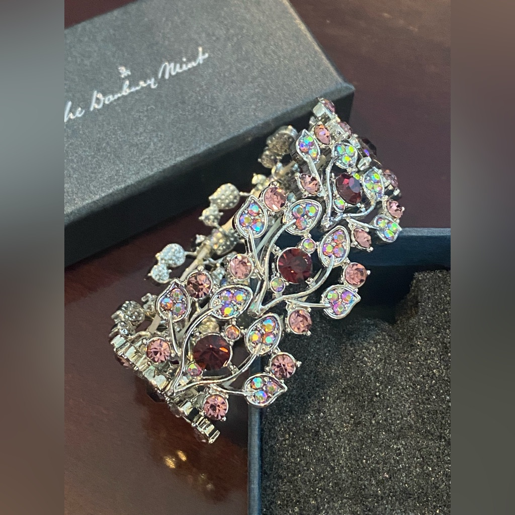 Danbury Mint Stretch Bracelet Purple Pink Floral Rhinestone